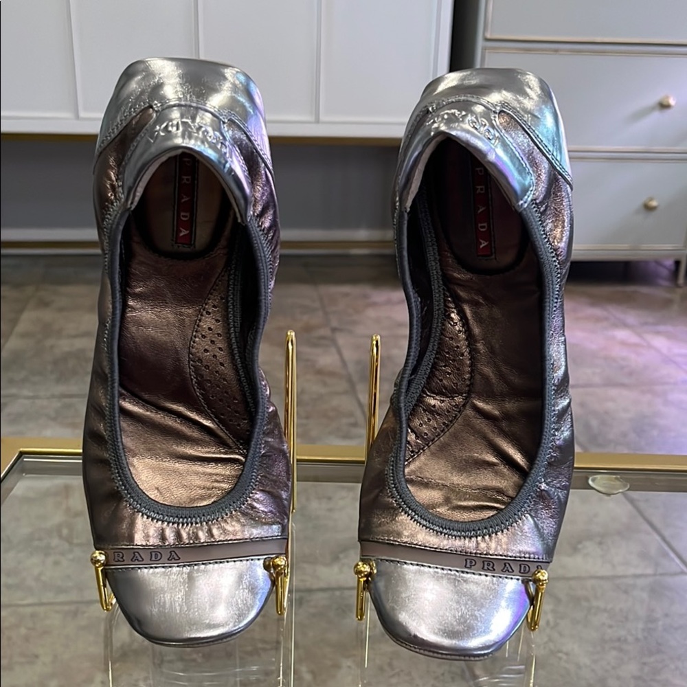 Vintage Prada Metallic Driving Mocs Women's Shoes with matching drawstring bag